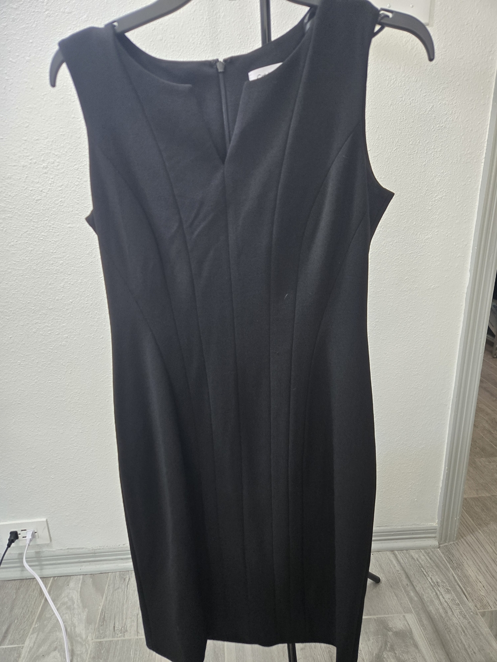 Calvin Klein Black Sleeveless Sheath Midi Dress